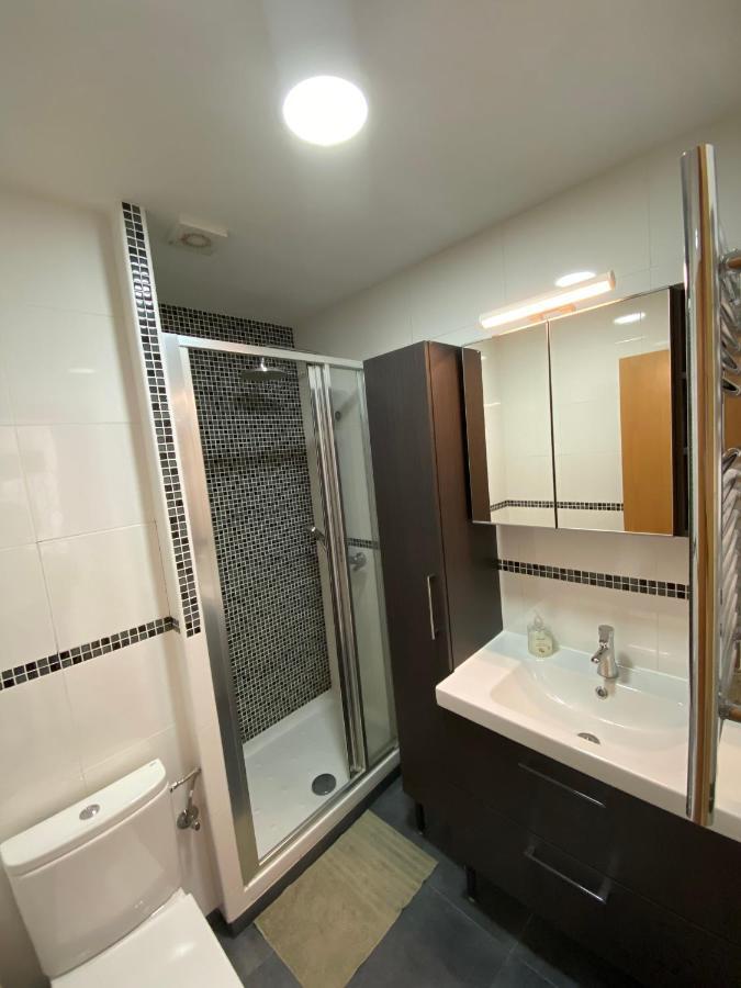 Entire New Apartment 20' From Barcelona Сабадел Екстериор снимка