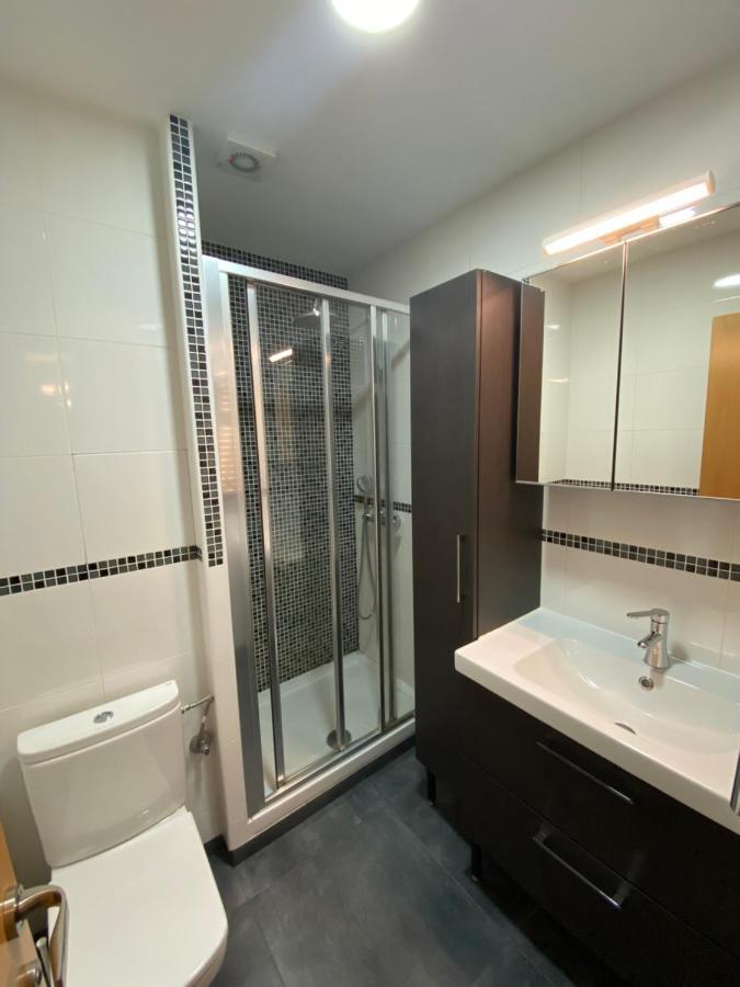 Entire New Apartment 20' From Barcelona Сабадел Екстериор снимка
