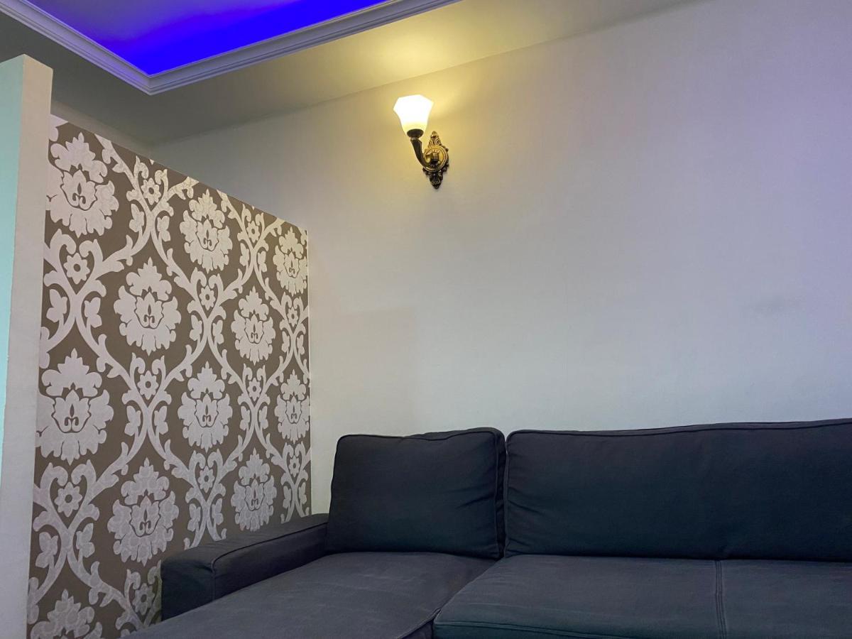 Entire New Apartment 20' From Barcelona Сабадел Екстериор снимка